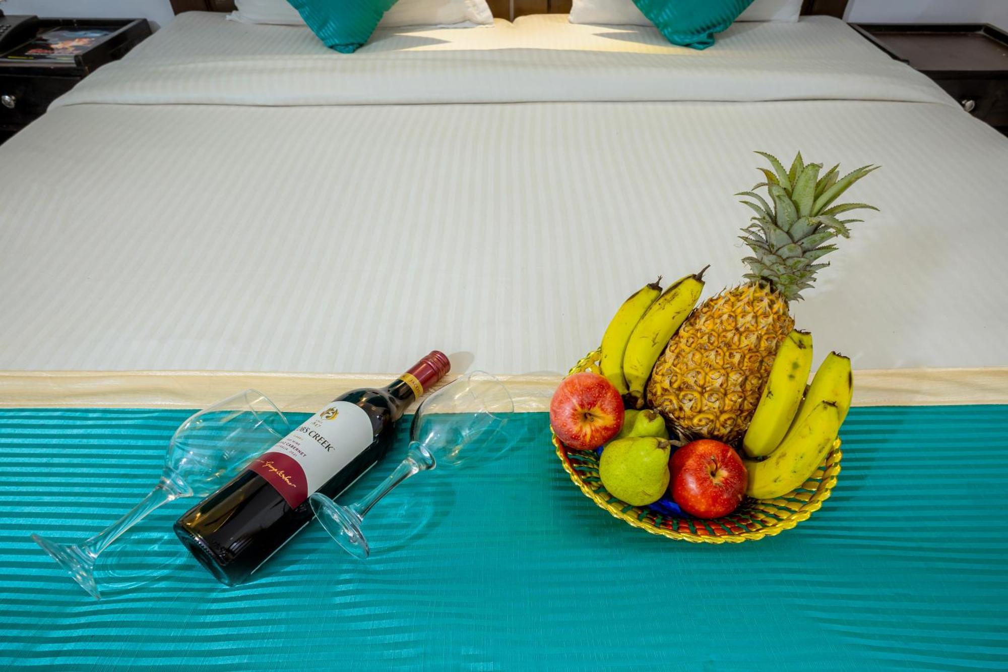 Baga Fantacia Beach Inn Calangute Eksteriør bilde