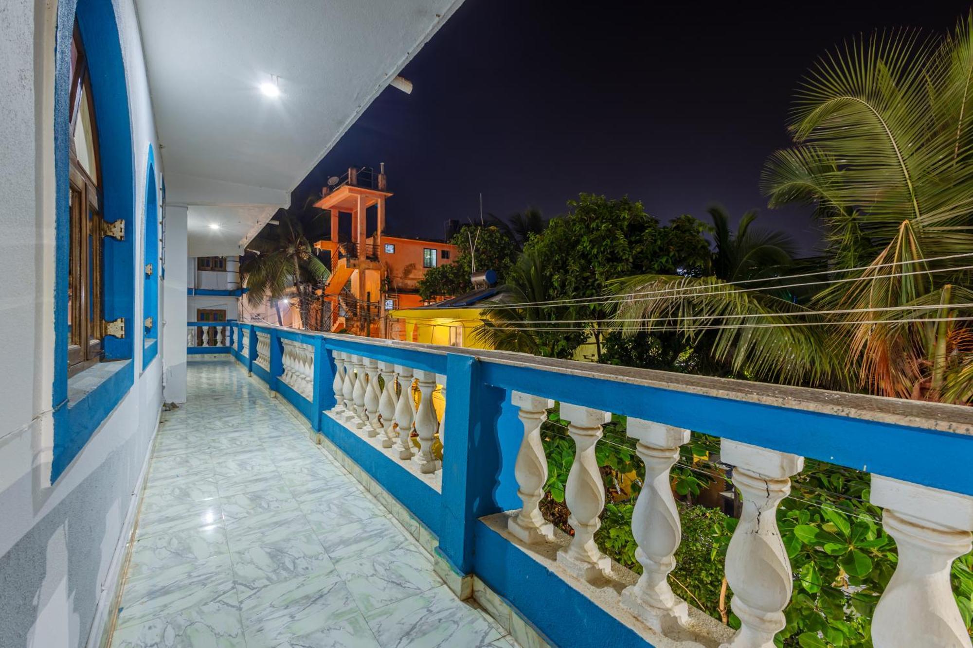 Baga Fantacia Beach Inn Calangute Rom bilde